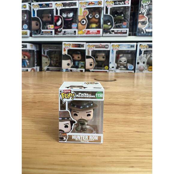 BITTY Hunter Ron Swanson Parks & Recreation Funko Pop #1150 Rec Show Offerman - Picture 1 of 6